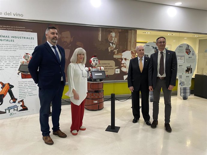 Presentación de la exposición 'CARTIF, 30 años de hitos' en el Museo de la Ciencia de Valladolid.