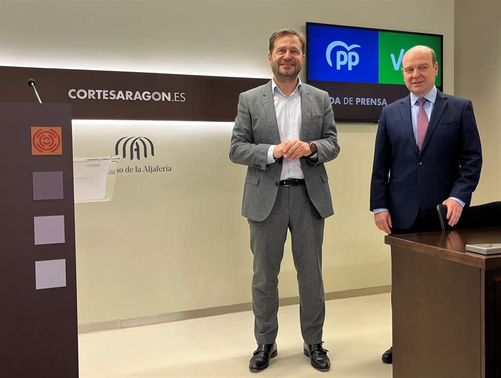 Los portavoces de PP y VOX, Fernando Ledesma y Santiago Morón.