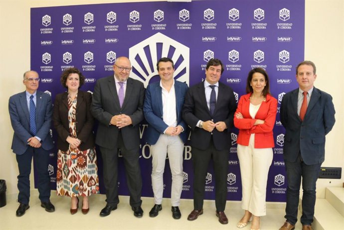 Presentación de la Cátedra Emacsa-UCO para la investigación e innovación en el ciclo integral del agua en Córdoba.