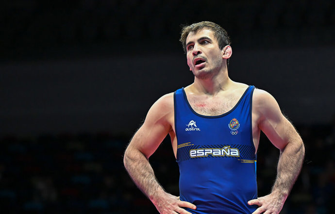 Archivo - El luchado español Taimuraz Friev durante el Preolímpico Europeo de lucha