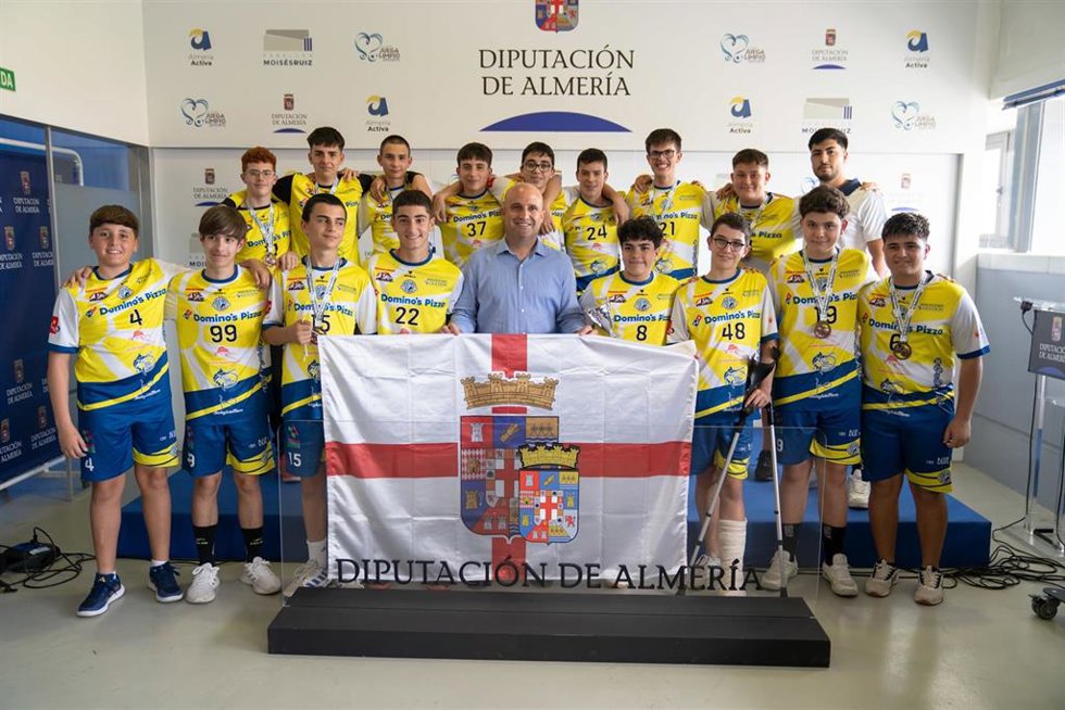 El clu Bahía Almería Balonmano acudirá al Campeonato de España.