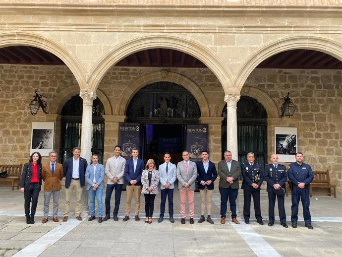 Asistentes a la presentación oficial del Proyecto Newton 3.