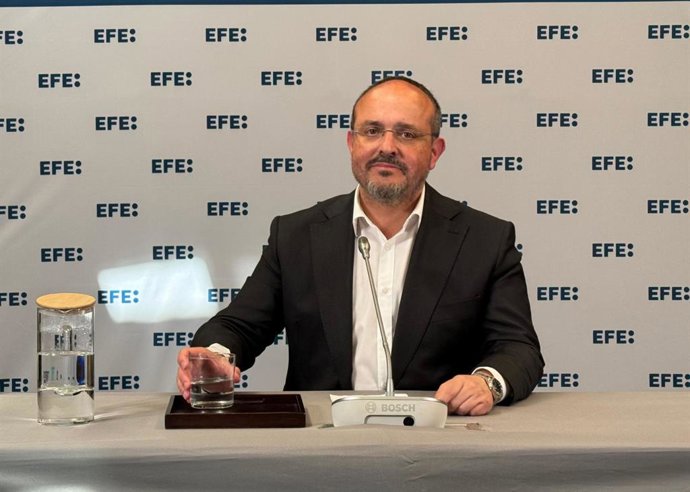 El candidato del PP a las elecciones catalanas, Alejandro Fernández