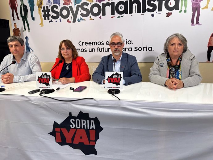De izda a dcha Palomar, García, Vallejo y Simal presentan los nombres de Soria ¡YA! a la coalición 'Existe'.