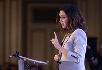 Ayuso cree que la economía española "no va como dice el Gobierno": "Está dopada por deuda y gasto público desbocado"