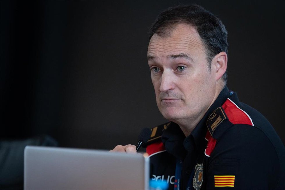 Archivo - El comisario jefe de Mossos, Eduard Sallent, durante una rueda de prensa con motivo de la presentación de nuevos equipos tecnológicos de la policía científica, a 26 de marzo de 2024, en Sabadell, Barcelona, Catalunya (España). La Policía Cient