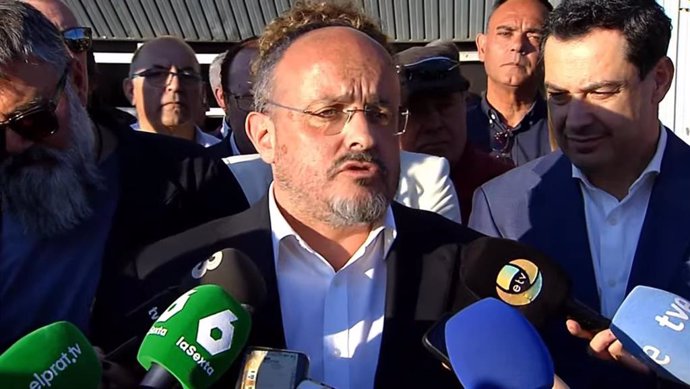 El candidato del PP a las elecciones catalanas, Alejandro Fernández