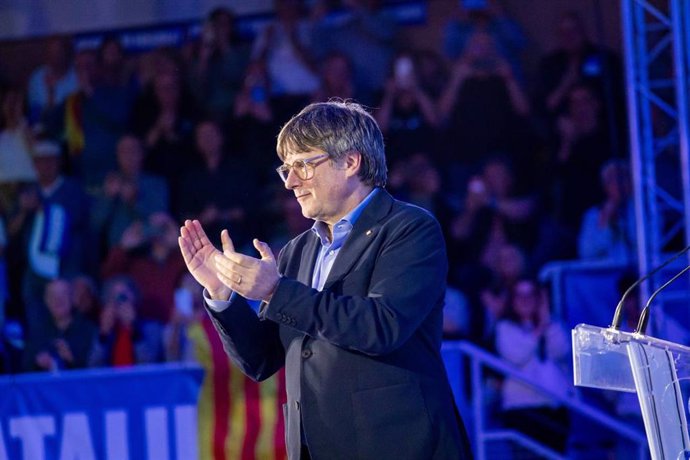 El candidat de Junts+ a les eleccions al Parlament, Carles Puigdemont, en el míting d'aquest dimecres en Argelès-sud-Mer (França)