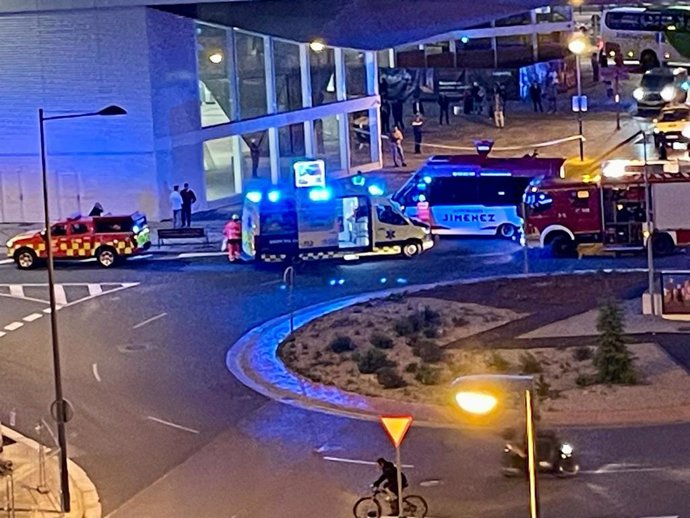 Rotonda en la que ha fallecido el motorista de 50 años arrollado por un minibus en Logroño