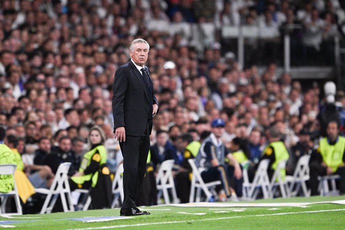 08 May 2024, Spain, Madrid: Real madrid coach Carlo Ancelotti looks on during the UEFA Champions League semi final match between Real Madrid and Bayern Munich at Santiago Bernabeu. Photo: Peter Kneffel/dpa