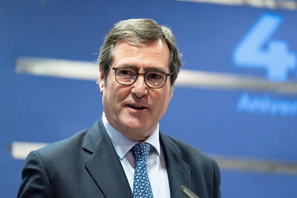Archivo - El presidente de la CEOE, Antonio Garamendi