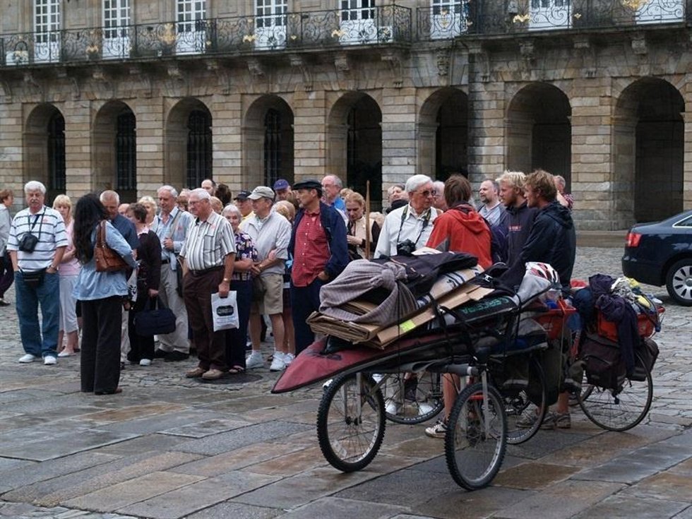Archivo - Turistas senior.