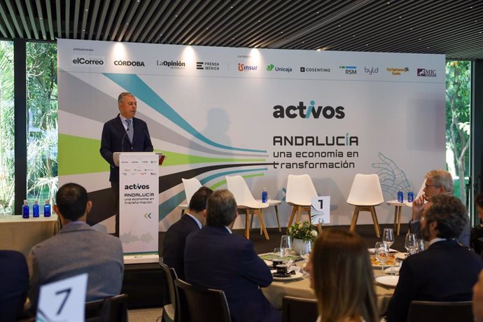 EL alcalde de Sevilla, José Luis Sanz, durante su intervención en la segunda edición del Foro 'Andalucía, una economía en transformación'.
