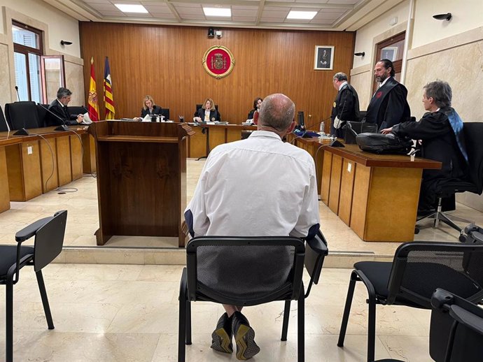 El trilero del caso Cursach, en la Audiencia para el juicio contra él por falso testimonio.