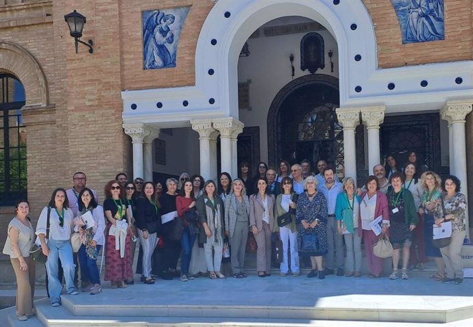 La Diputación celebra el 20 aniversario de la puesta en marcha del programa de tratamiento familiar en la provincia.