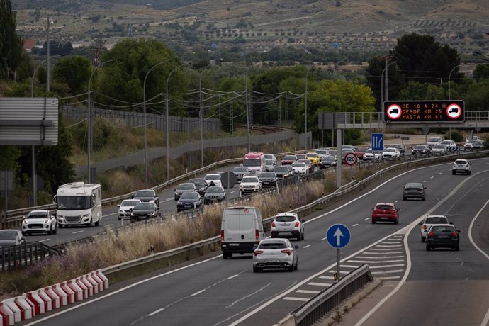 Tráfico en la autovía A3 por la operación retorno del puente de mayo, a 5 de mayo de 2024, en Madrid (España). La operación salida del puente de mayo comenzó el pasado martes, 30 de abril y finaliza hoy, 5 de mayo. La Dirección General de Tráfico (DGT) ha