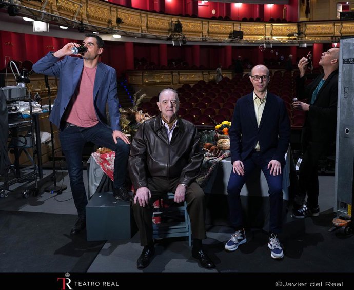 Pau Palacios (director de escena), Tomás Marco (compositor), Santiago Serrate (director musical) y Àlex Serrano (director de escena)