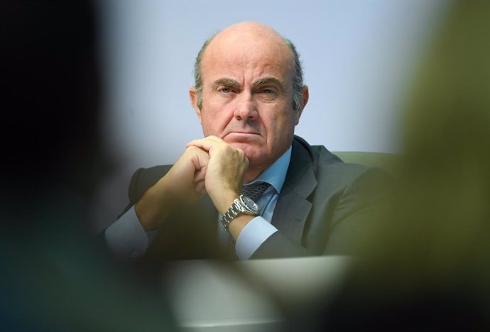 Archivo - FILED - 13 September 2018, Hessen, Frankfurt_Main: Luis de Guindos, Vice President of the European Central Bank (ECB), attends an ECB's press conference. Photo: Arne Dedert/dpa