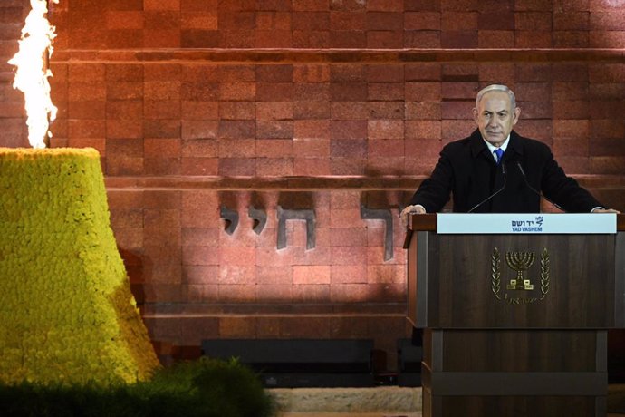 HANDOUT - 05 May 2024, Israel, Jerusalem: Israeli Prime Minister Benjamin Netanyahu delivers an address during the opening ceremony for Holocaust Martyrs' and Heroes' Remembrance Day at Yad Vashem. Photo: Koby Gideon/GPO/dpa - ATTENTION: editorial use onl