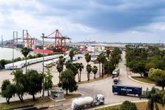Foto: El Puerto de Sevilla aprueba nuevos desarrollos para logística del transporte y registra un 12,6% más de mercancías