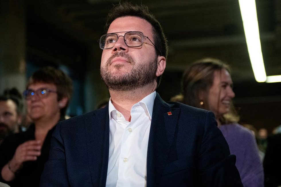 El presidente de la Generalitat y candidato de ERC a la reelección, Pere Aragons, durante un mitin de campaña de ERC, a 29 de abril de 2024, en Girona, Catalunya (España). El grupo parlamentario Esquerra Republicana (ERC) continúa su campaña para las e