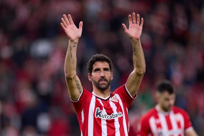 Archivo - Raul Garcia of Athletic Club celebrates the win after the Copa del Rey match between Athletic Club and Atletico de Madrid at San Mames on February 29, 2024, in Bilbao, Spain.