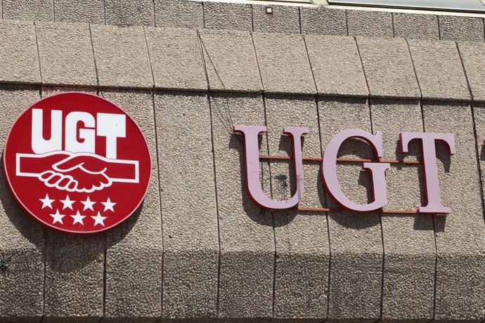Archivo - Arxiu - Seu d'UGT, logo d'UGT, Unió General de Treballadors