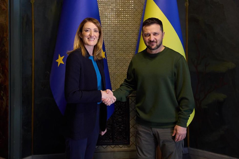 El presidente de Ucrania, Volodimir Zelenski, recibe a la presidenta del Parlamento Europeo, Roberta Metsola