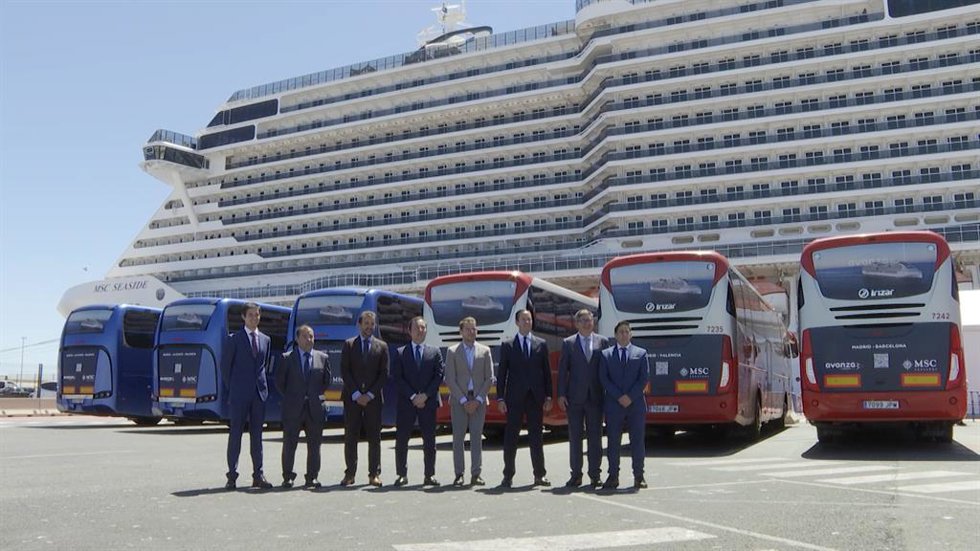 MSC Cruceros y Avanza se alían para ofrecer un servicio gratuito de autobuses