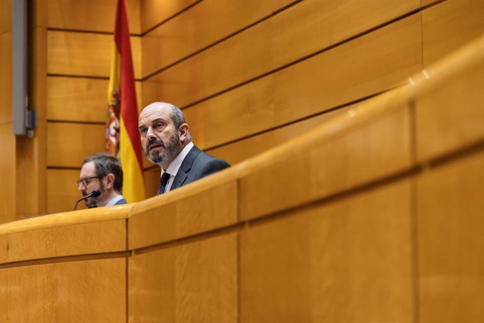 Archivo - El presidente del Senado, Pedro Rollán, durante una sesión plenaria en el Senado, a 20 de febrero de 2024, en Madrid (España). Durante el pleno se han abordado cuestiones como las muertes de los agentes en Barbate, además de las medidas prevista