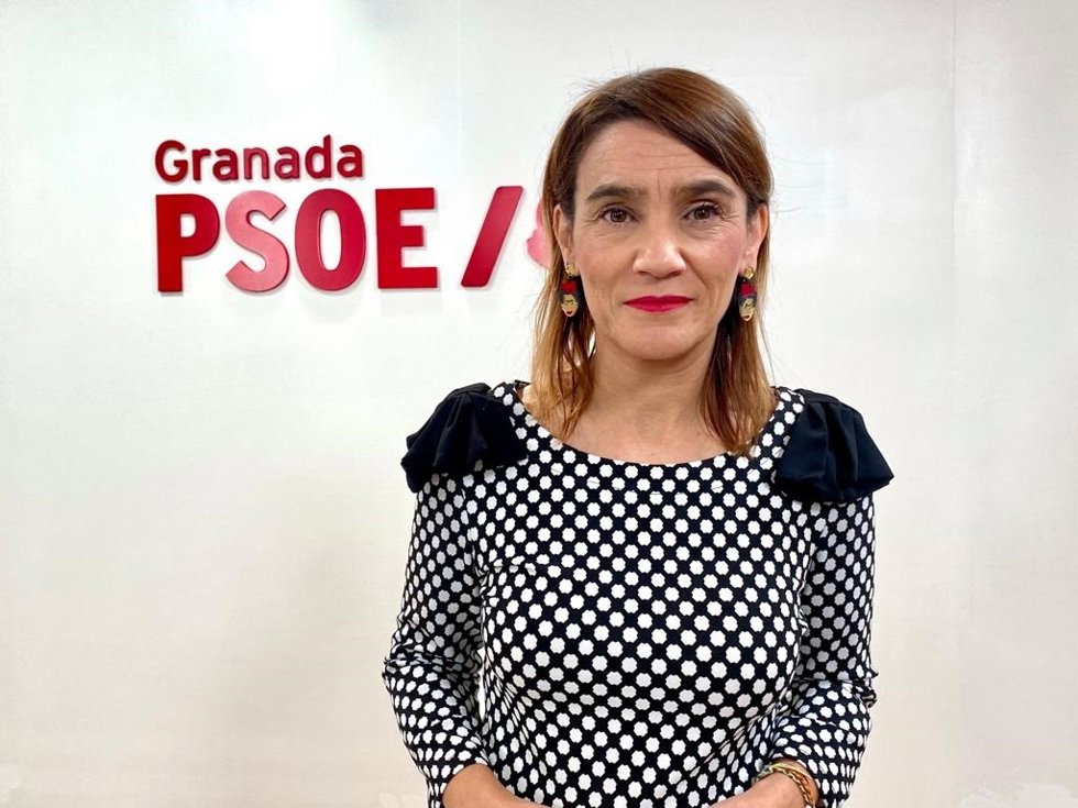 Archivo - La parlamentaria socialista Olga Manzano, en imagen de archivo