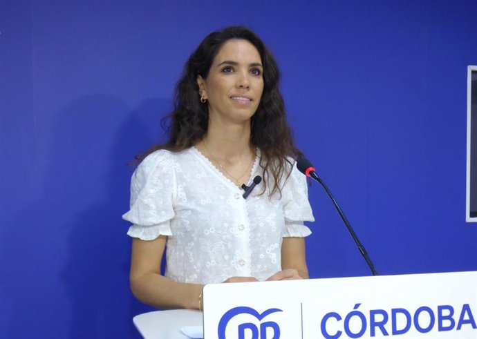 La senadora del PP de Córdoba Lorena Guerra.