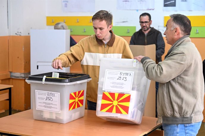 SKOPJE, May 8, 2024  -- A voter casts the vote at a polling station in Skopje, North Macedonia, May 8, 2024. Parliamentary elections and the second round of presidential elections kicked off in North Macedonia on Wednesday. TO GO WITH "Parliamentary, pres