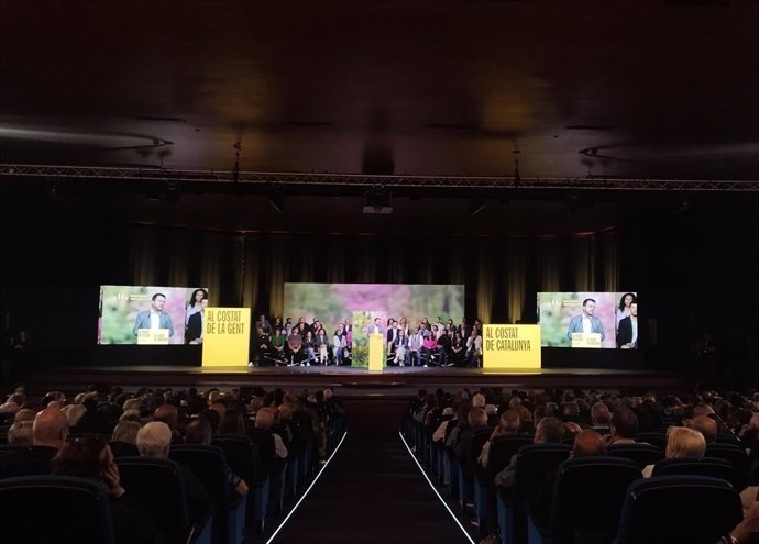 El presidente de la Generalitat y candidato a la reelección, Pere Aragonès, en un mitin en el Palau de Congressos de Barcelona.