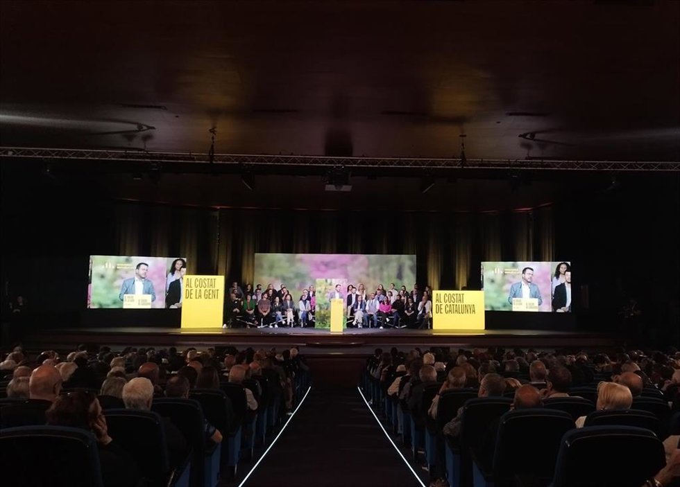 El presidente de la Generalitat y candidato a la reelección, Pere Aragons, en un mitin en el Palau de Congressos de Barcelona.
