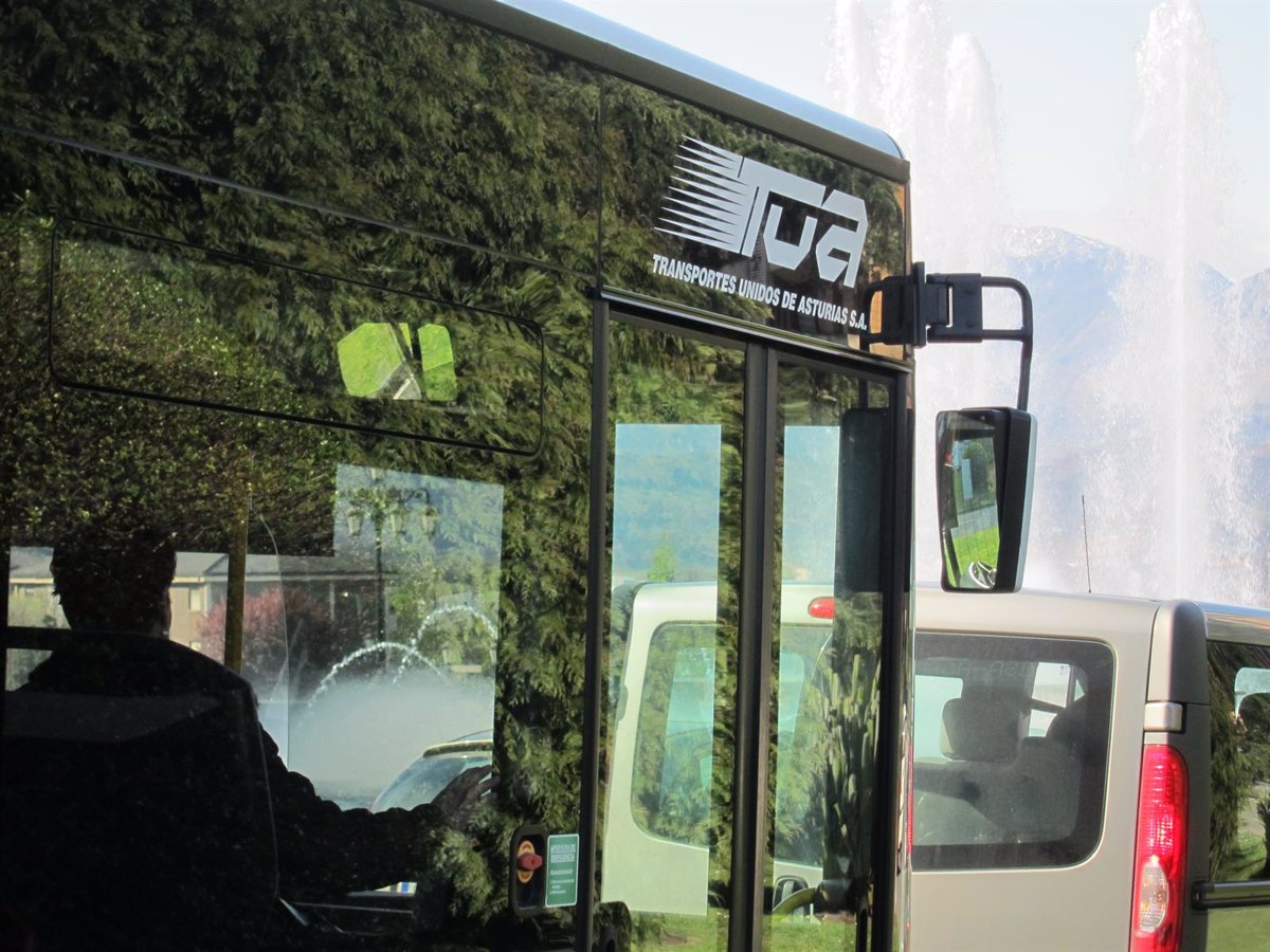 El transporte urbano por autobús aumenta un 8,1% en marzo en Asturias