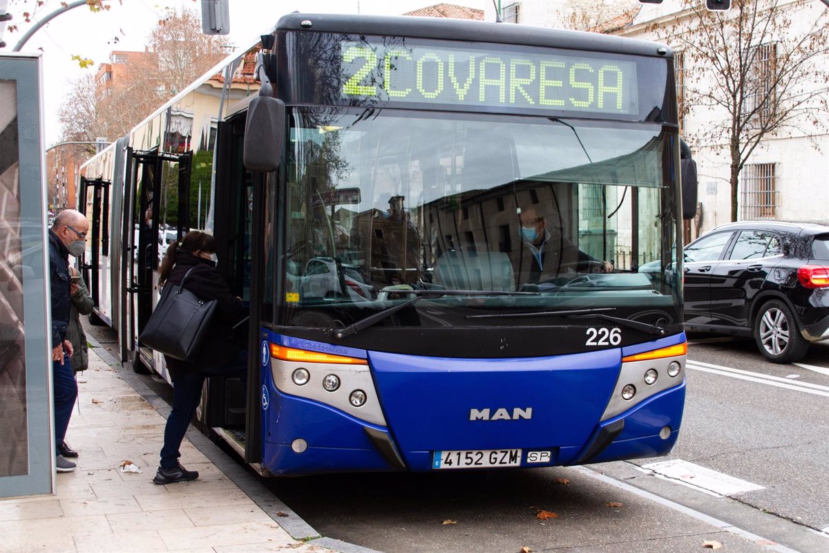 Cae un 0,3% el uso del transporte urbano por autobús en marzo