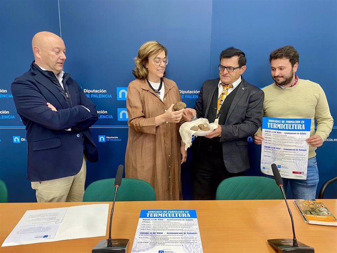 Presentación de las jornadas de Turmicultura en la sede de la Diputación de Palencia.