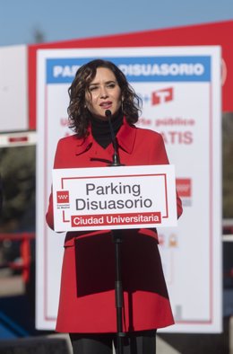 Archivo - La presidenta de la Comunidad de Madrid, Isabel Díaz Ayuso, presenta la puesta en marcha del aparcamiento disuasorio situado en Ciudad Universitaria