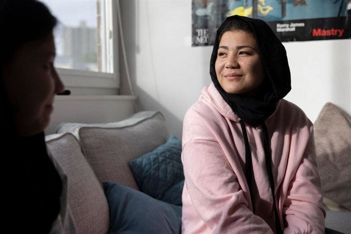 The Australian Government has granted emergency visas to evacuate Afghans no longer safe in their home country, including Fatima, the captain of the Afghan Womens Football Team.  UNHCR/Heidi Wentworth-Ping