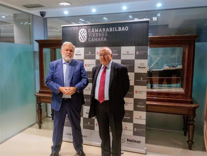 José Ignacio Zudaire y José Luis Bonet, en la Cámara de Comercio de Bilbao