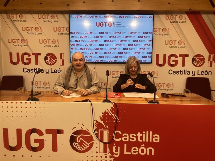 Tomás Pérez y Pilar Gutiérrez, en rueda de prensa.