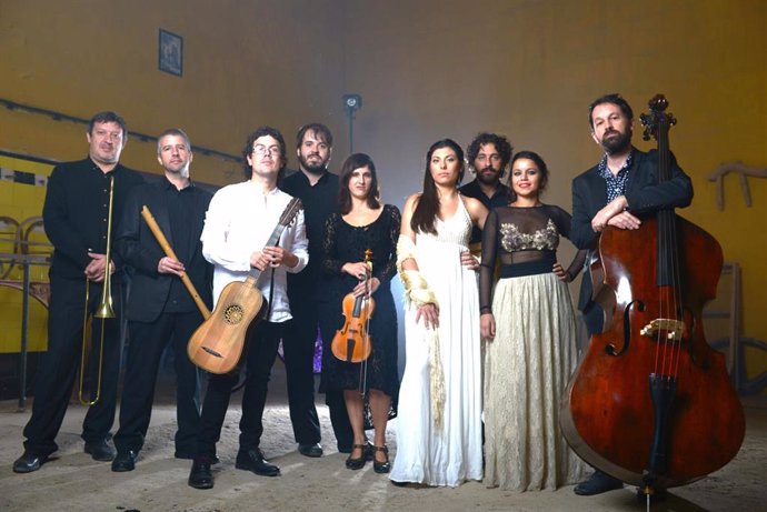 Euskal Barrokensemble interpreta el Arriaga de Bilbao 'El amor brujo' con instrumentos antiguos y percusiones persas