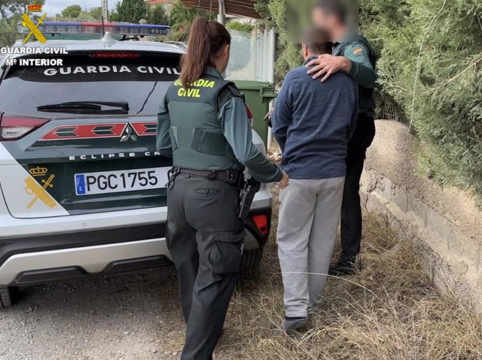 Detenida una mujer por vender drogas desde su peluquería de Almoradí (Alicante)