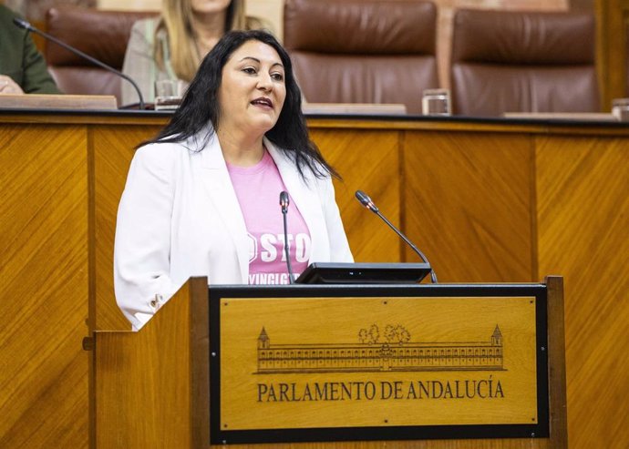 La diputada de Por Andalucía Alejandra Durán, en una imagen de archivo en el Pleno del Parlamento.