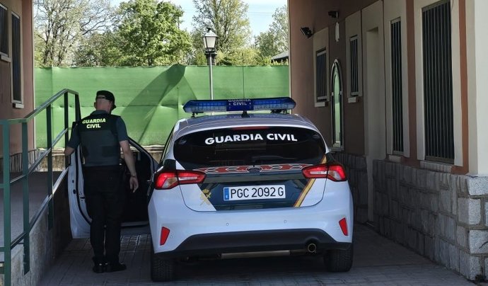 Foto de un vehículo de la Guardia Civil
