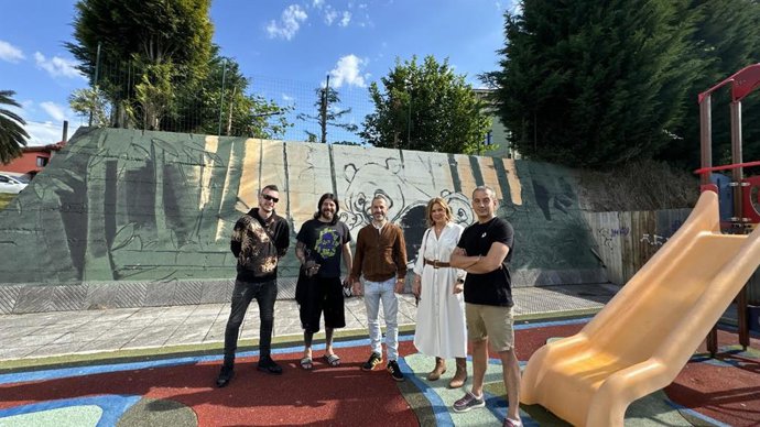 Ángel García, Frente Al Inicio De La Primera Obra De Muralia 2024