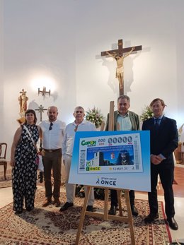 Presentación del cupón de la ONCE dedicado al V Centenario de la Parroquia de San Miguel Arcángel y el Cristo Arrodillado de Belinchón.