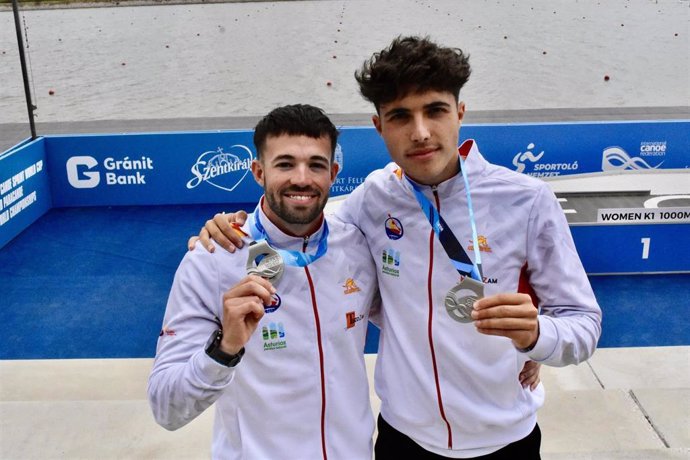 Joan Toni Moreno y Diego Domínguez, con sus medallas de plata en la Copa del Mundo.