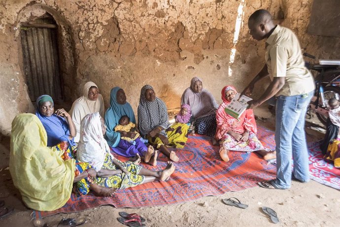 Archivo - Mujeres y niñas en Nigeria en una imagen de archivo